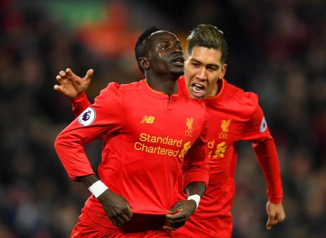 足球的冷峻 足球的冷峻